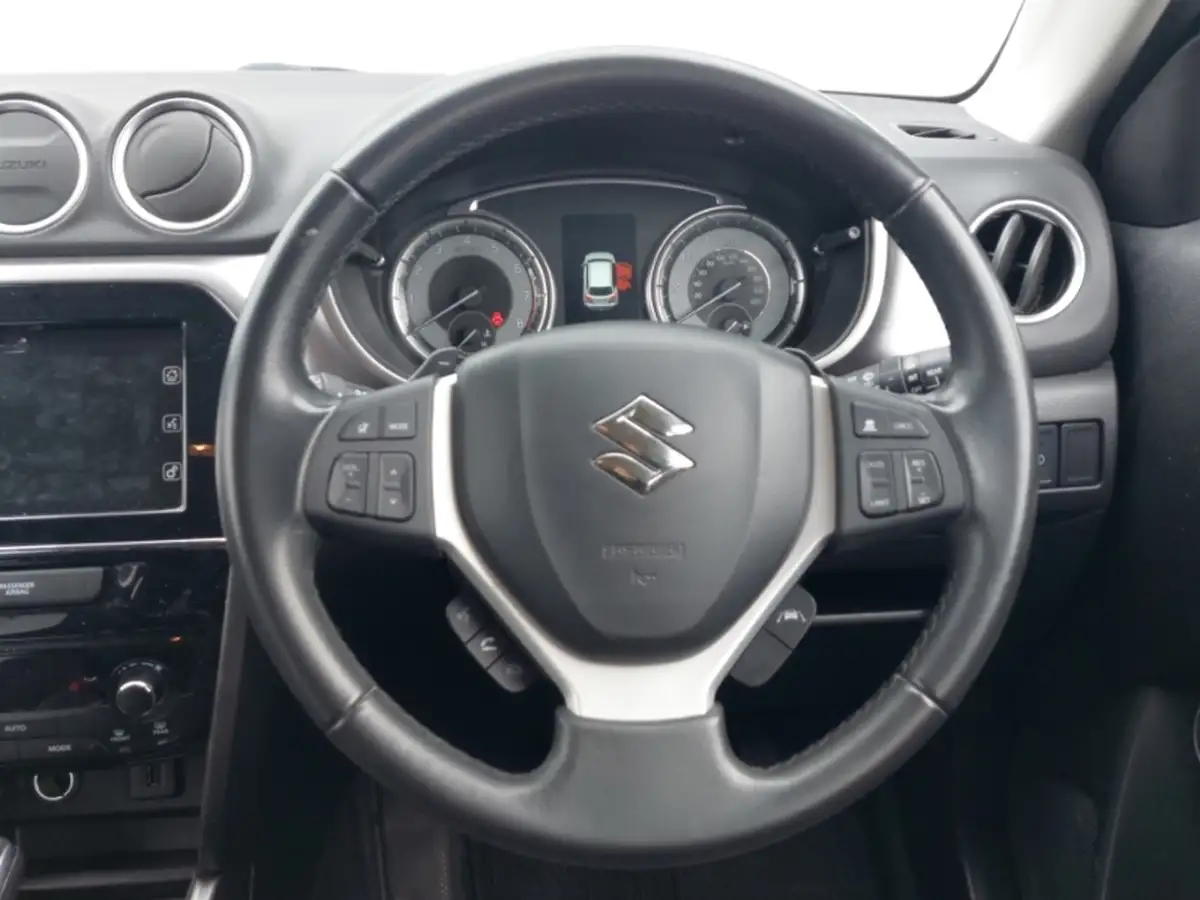 2022-suzuki-vitara-15-sz-t-big-9