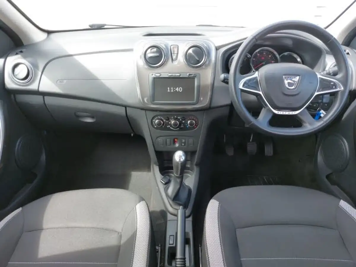 2021-dacia-sandero-stepway-09-tce-comfort-big-2