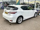 2015-lexus-ct-200h-18-advance-plus-small-8