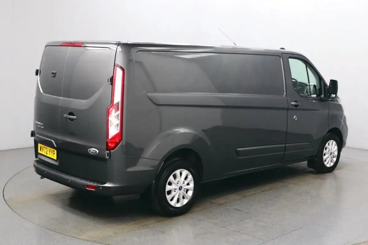2022-ford-transit-custom-20tdci-340-l1h1-limited-170pseu6dt-auto-big-7