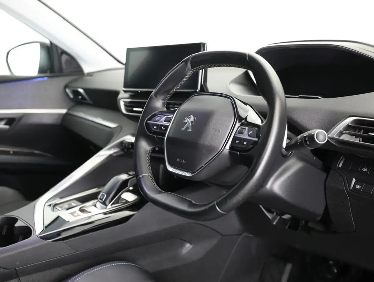 2022-peugeot-5008-suv-15-bluehdi-allure-premium-eat8-big-32