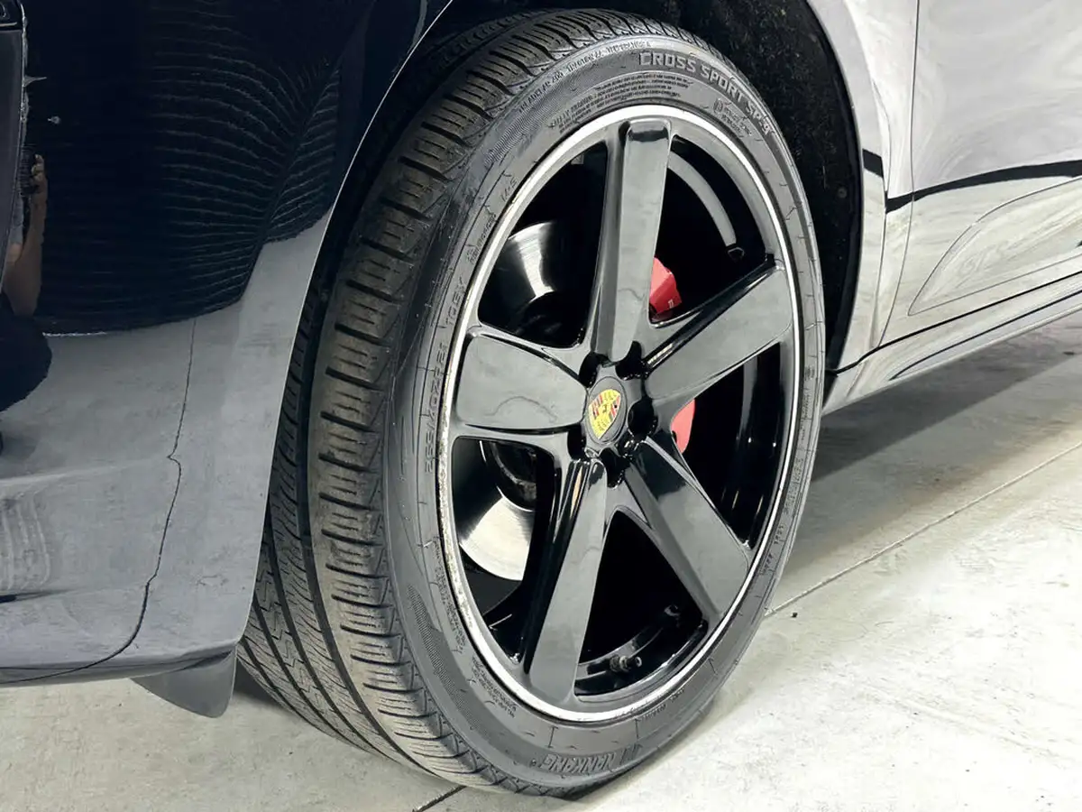 2016-porsche-macan-30-gts-big-76