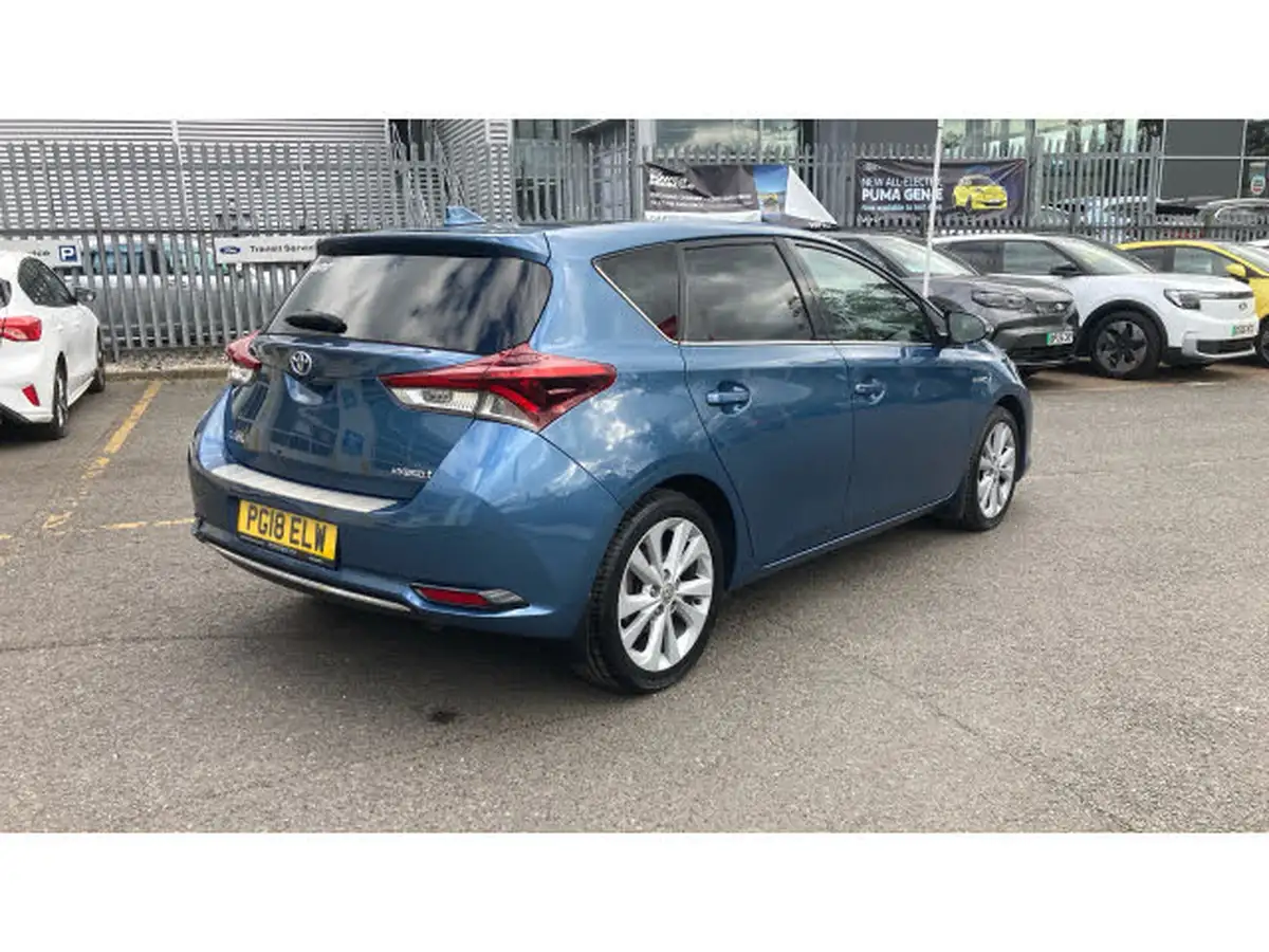 2018-toyota-auris-18-vvt-i-hsd-excel-hatchback-big-39