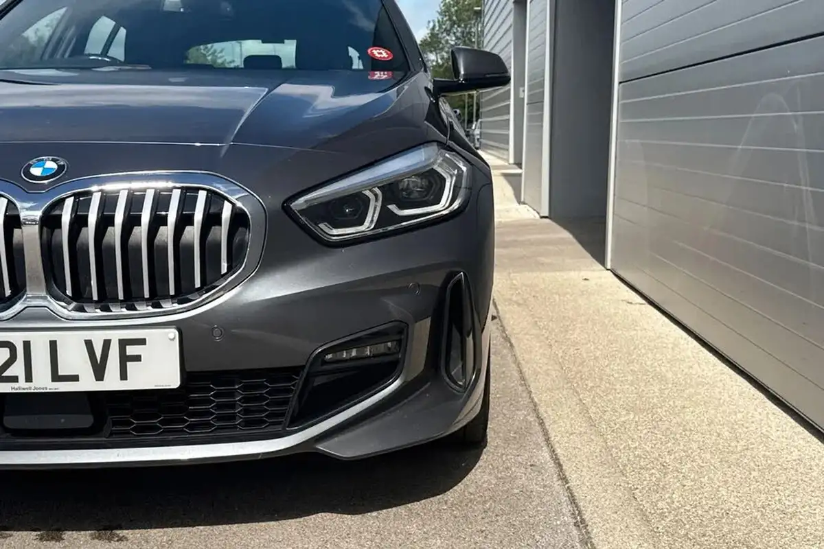 2021-bmw-1-series-15-118i-m-sport-lcp-big-25