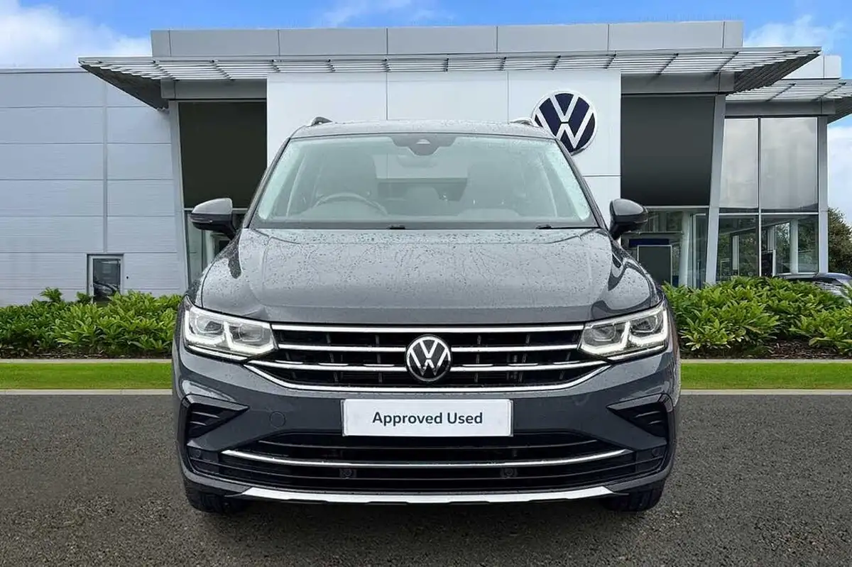 2022-volkswagen-tiguan-15-tsi-elegance-big-6