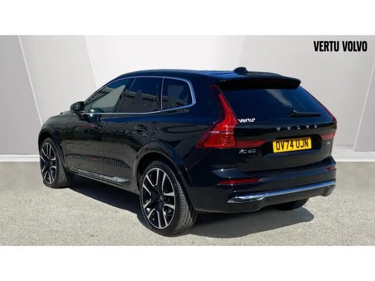 2024-volvo-xc60-20-b5-ultra-dark-big-1