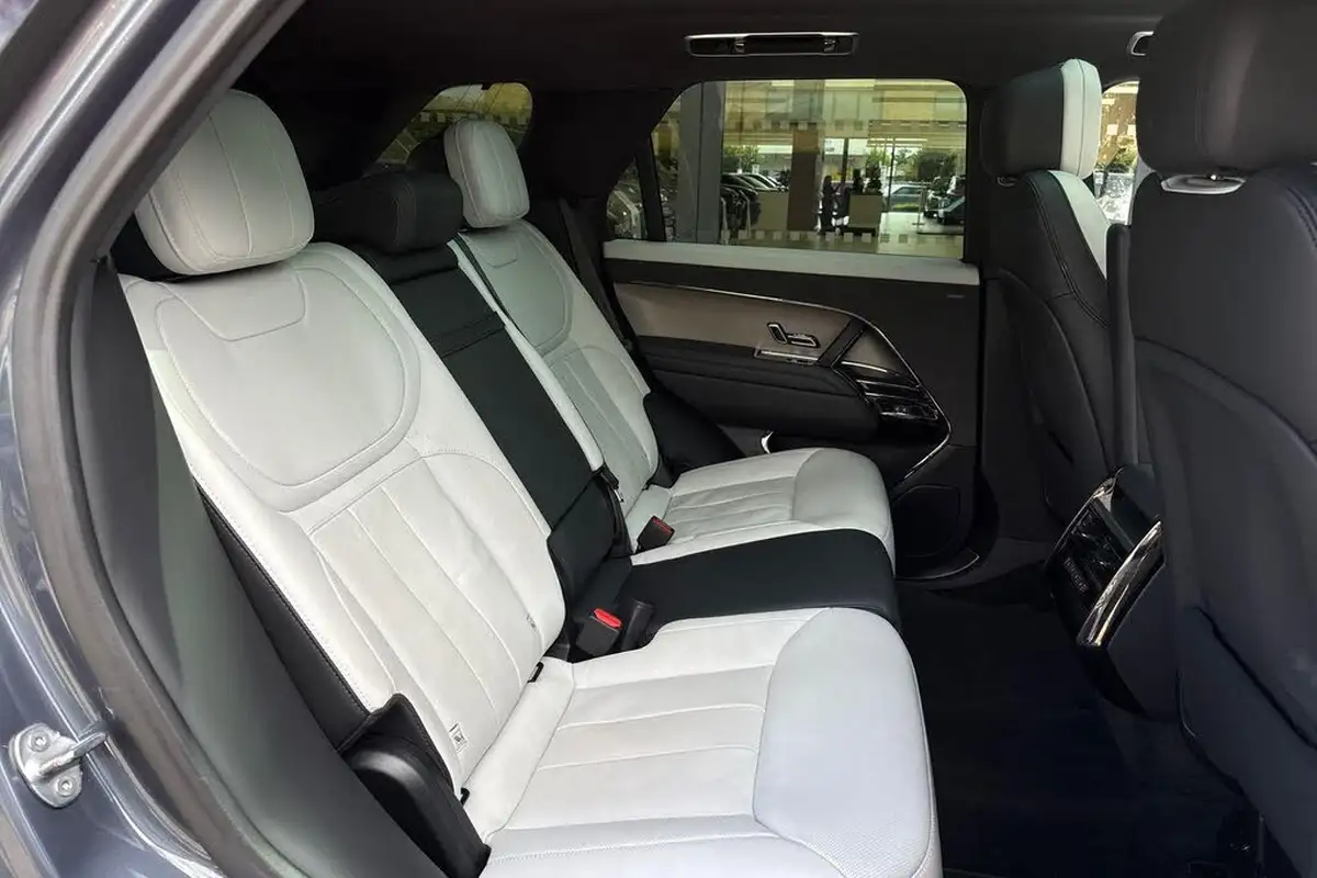 2023-land-rover-range-rover-sport-30-p400-dynamic-se-big-36
