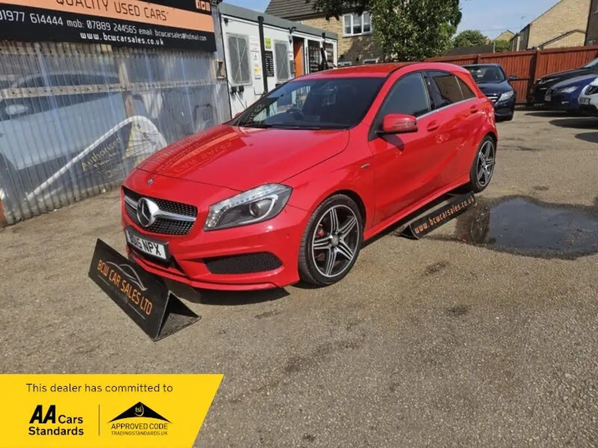 2015-mercedes-benz-a-class-20-a250-engineered-by-amg-211ps-4matic-big-0