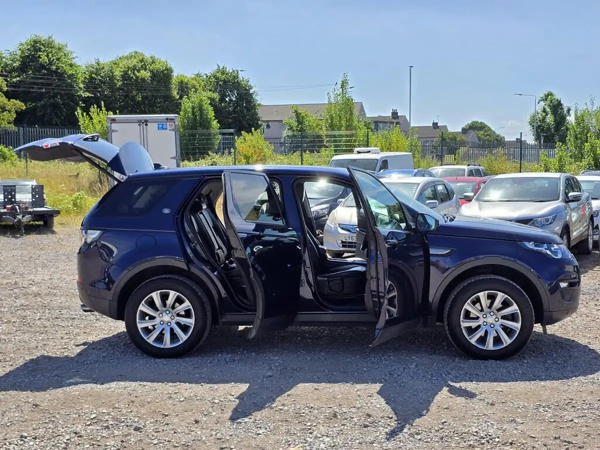 2017-land-rover-discovery-sport-20td4-se-tech-180ps-station-wagon-auto-big-16