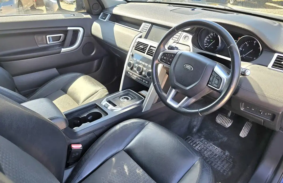 2017-land-rover-discovery-sport-20td4-se-tech-180ps-station-wagon-auto-big-20