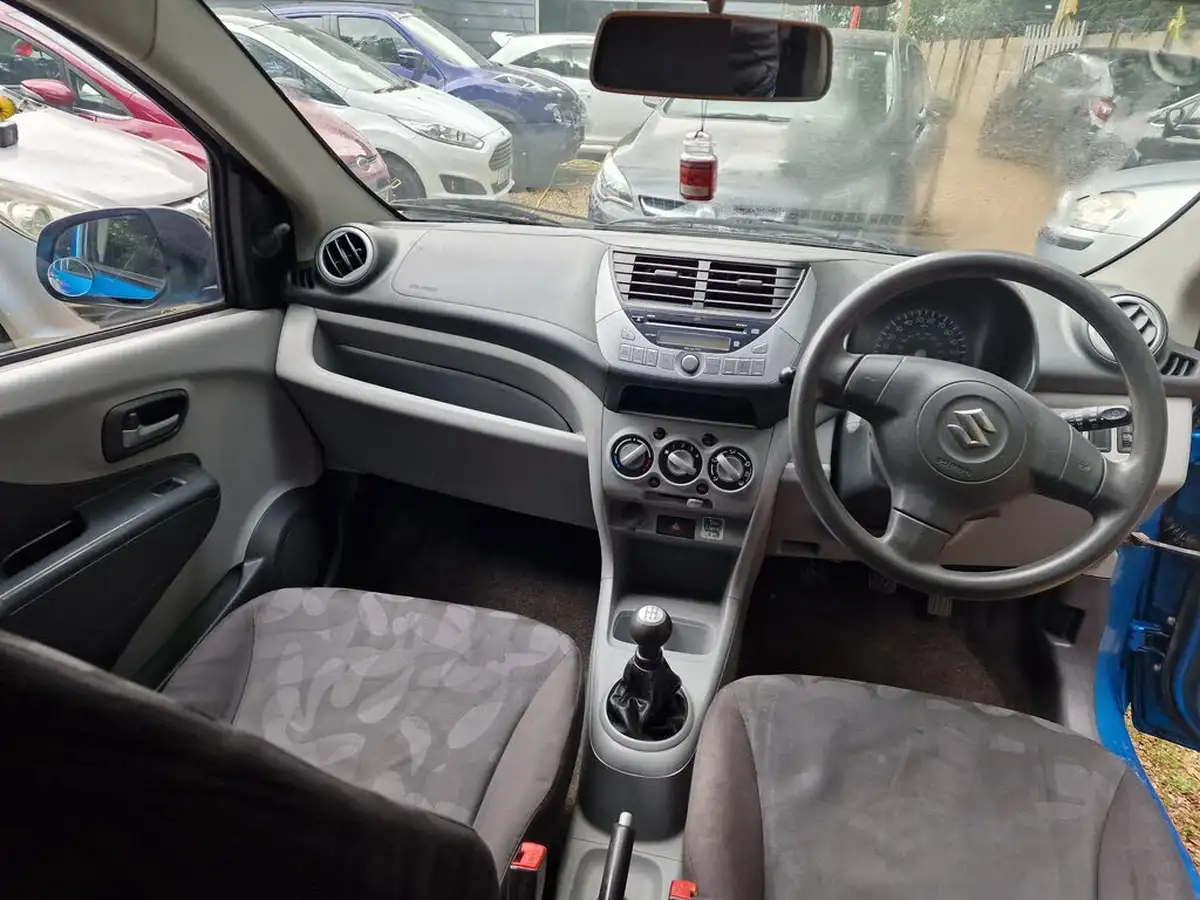 2009-suzuki-alto-10-sz3-big-10
