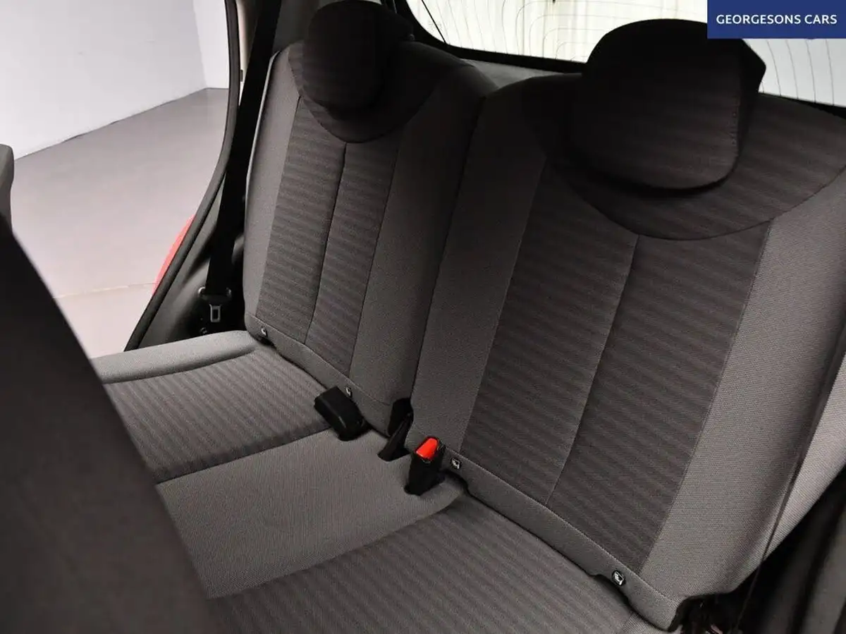 2018-toyota-aygo-10-vvt-i-x-play-71bhp-5d-big-14