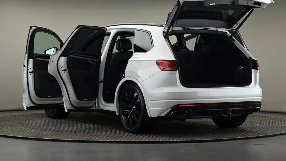2023-volkswagen-touareg-30tdi-black-edition-286ps-big-45