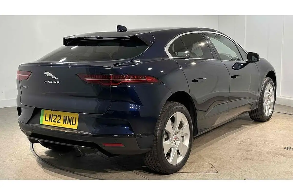 2022-jaguar-i-pace-ev400-se-big-8