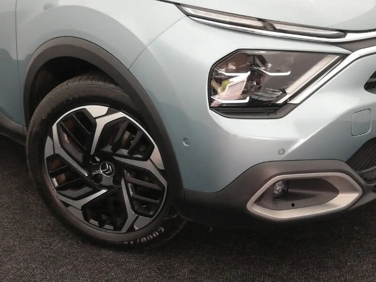 2022-citroen-c4-12-puretech-shine-130ps-big-8