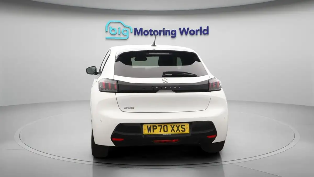 2020-peugeot-208-12-puretech-allure-premium-100bhp-big-6