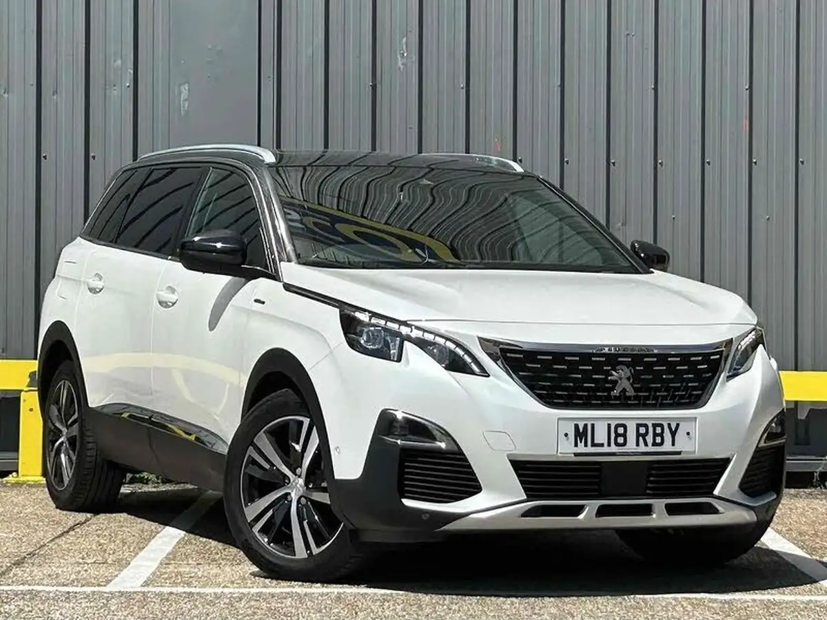 2018-peugeot-5008-suv-12-puretech-gt-line-big-0