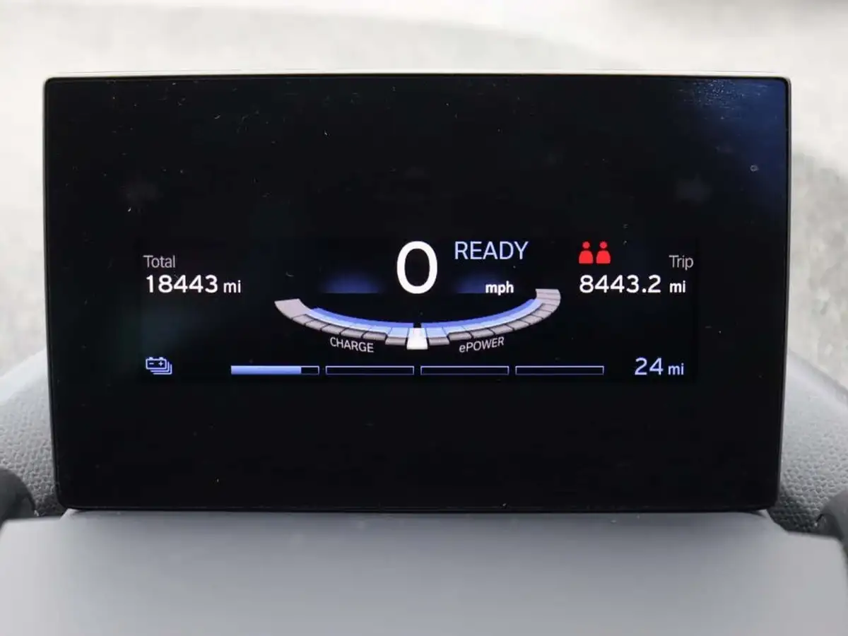 2022-bmw-i3-e-120-ah-s-big-10