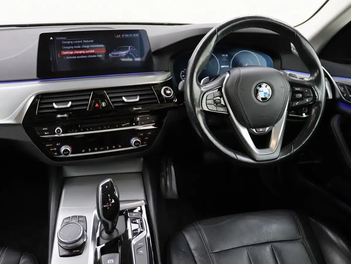 2019-bmw-5-series-20-530e-se-auto-big-22