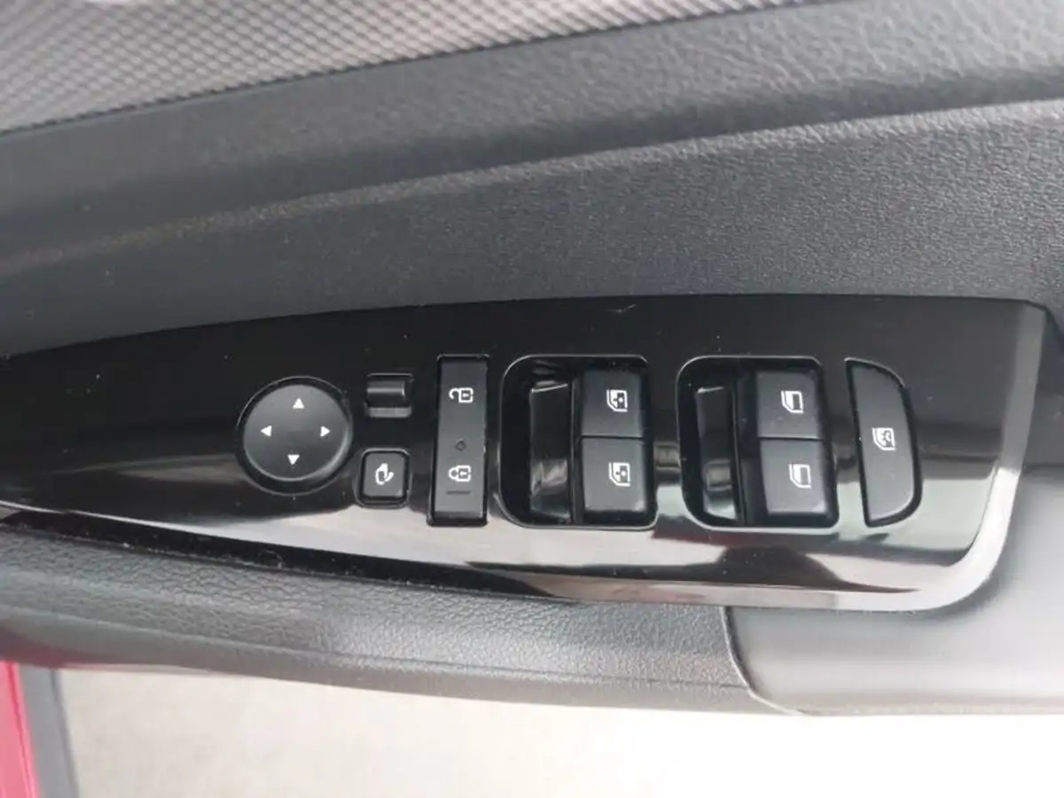2022-kia-sportage-16-t-gdi-launch-edition-big-18