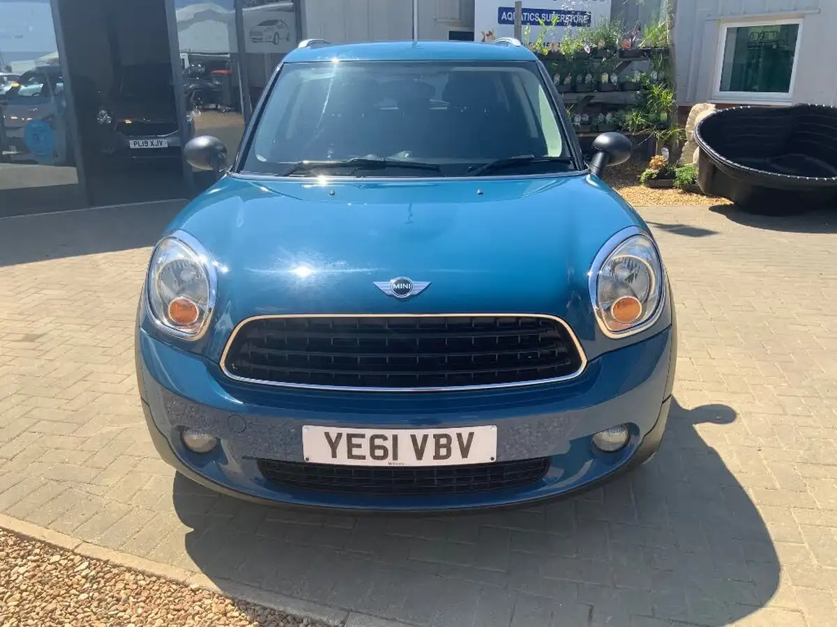 2011-mini-countryman-16-one-98bhp-hatchback-big-6