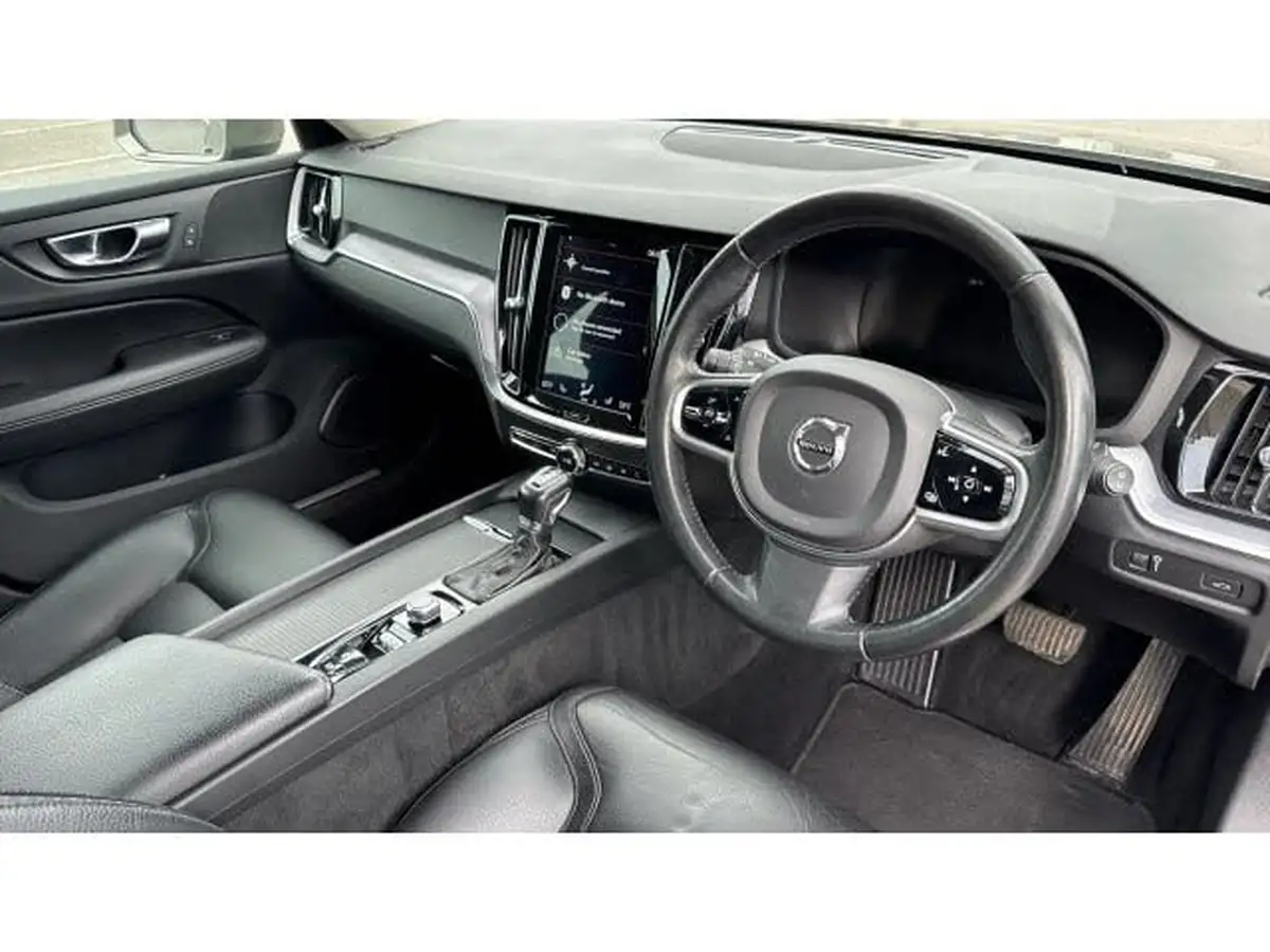 2019-volvo-v60-20td-d4-cross-country-big-4
