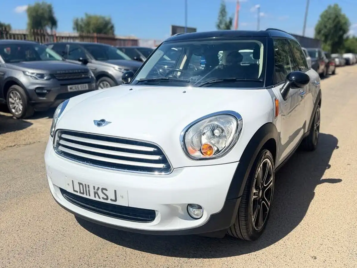 2011-mini-countryman-16td-cooper-d-112bhp-1598cc-big-2