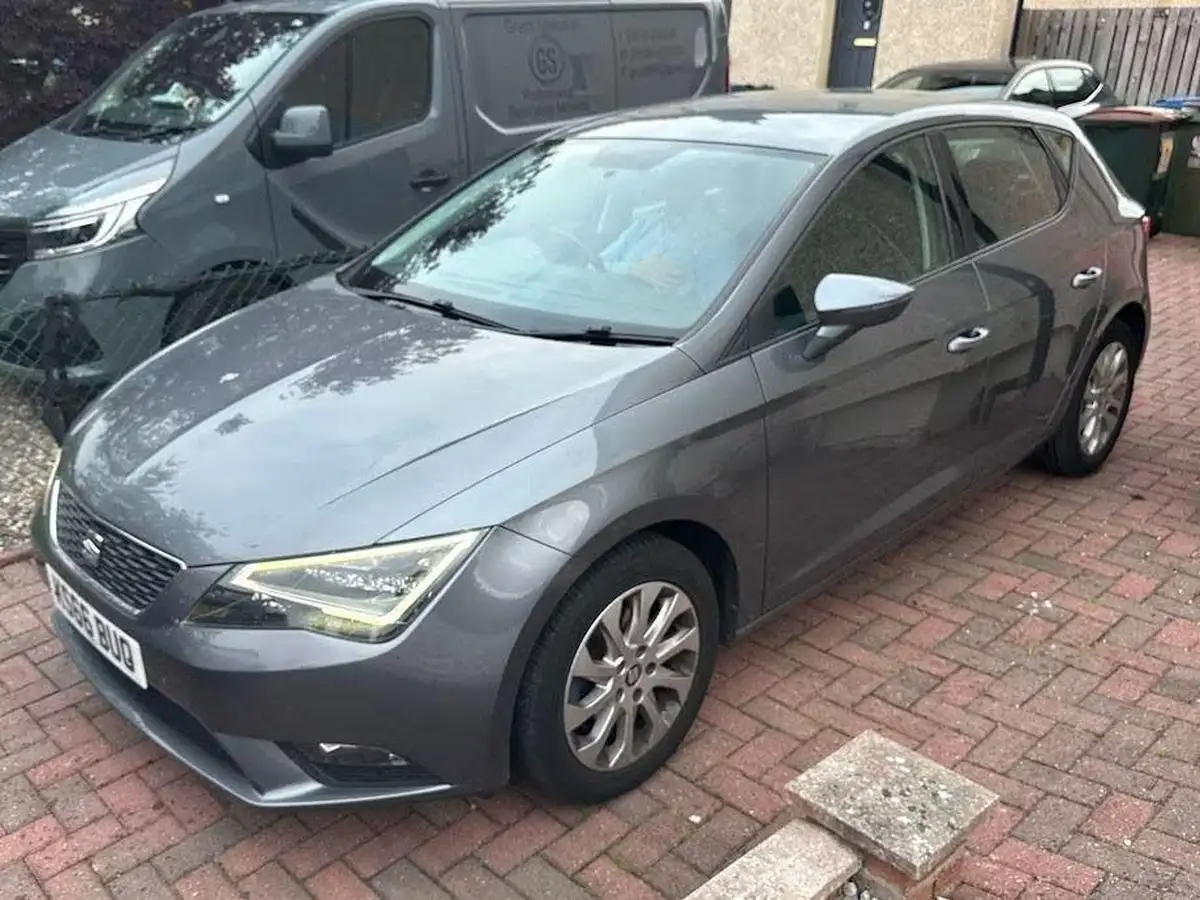 2016-seat-leon-12-se-tech-pack-tsi-110ps-hatchback-5d-dsg-big-1