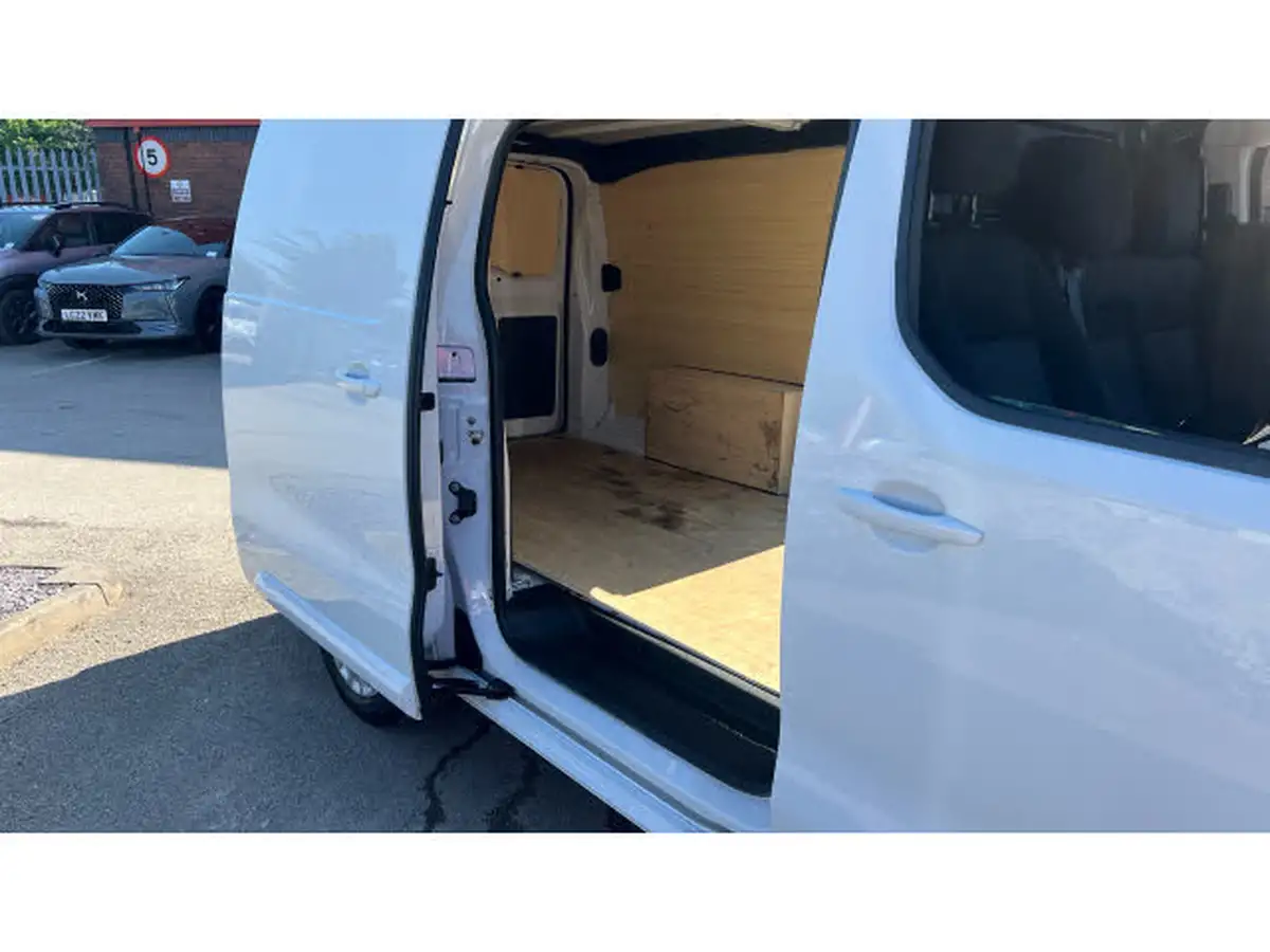 2023-peugeot-expert-15-bluehdi-asphalt-premium-long-1000-big-22