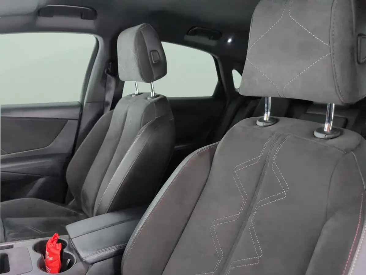 2022-ds-ds-7-crossback-15-bluehdi-performance-line-big-16
