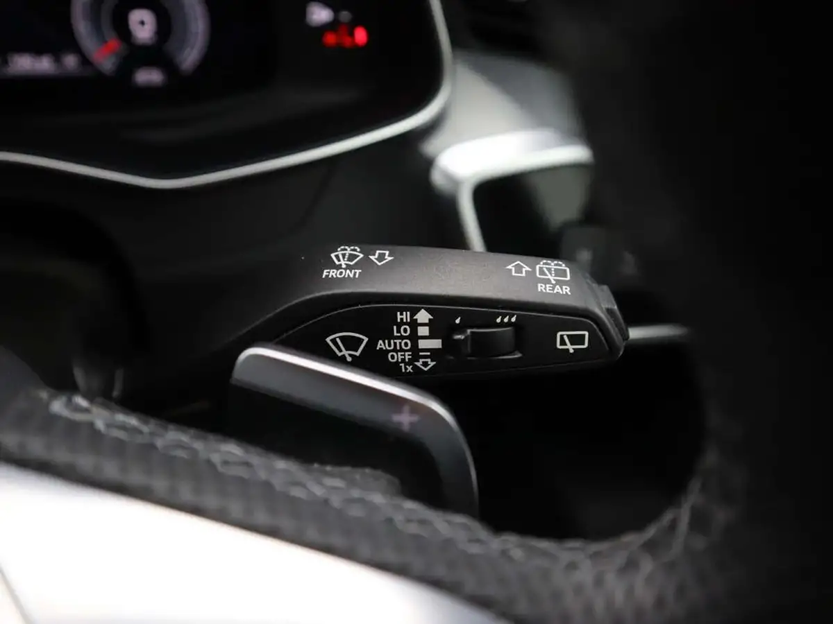 2021-audi-a6-avant-20-40-tdi-s-line-big-32