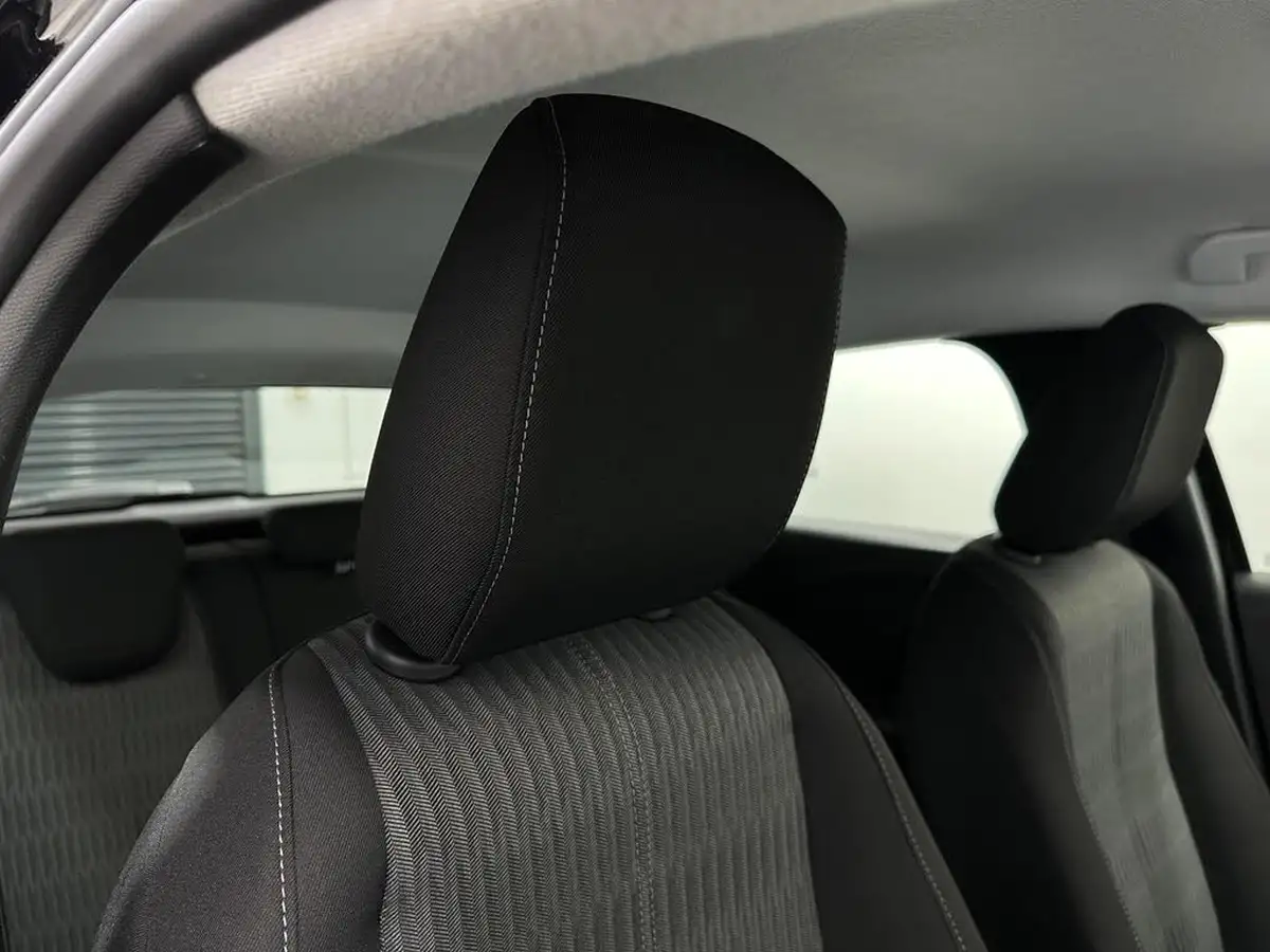 2020-vauxhall-corsa-12i-se-nav-big-28