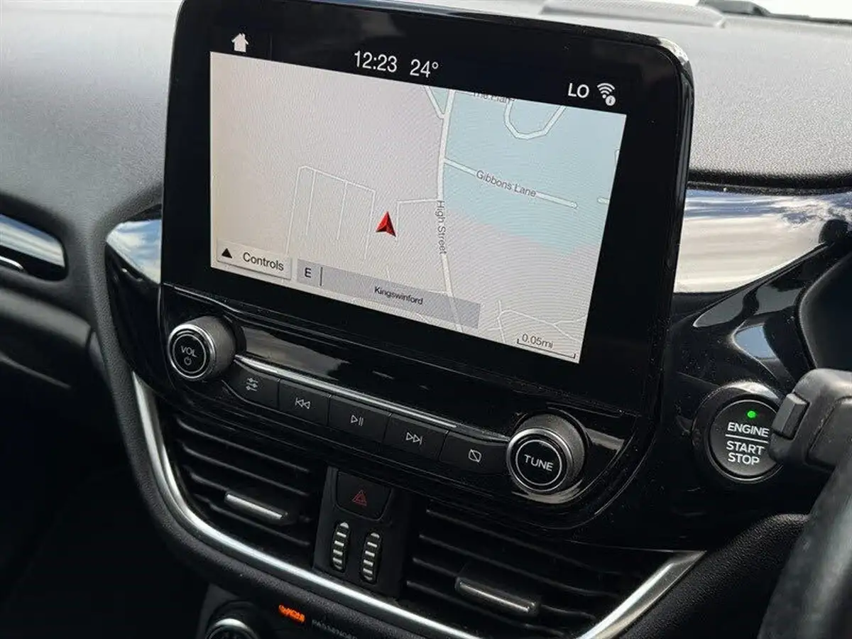 2018-ford-fiesta-10t-titanium-100ps-5d-powershift-big-13