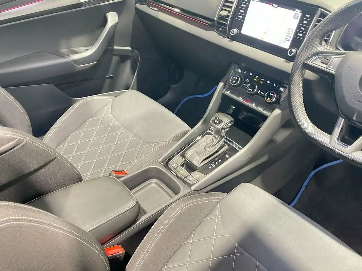 2019-skoda-karoq-15-tsi-sportline-dsg-big-13