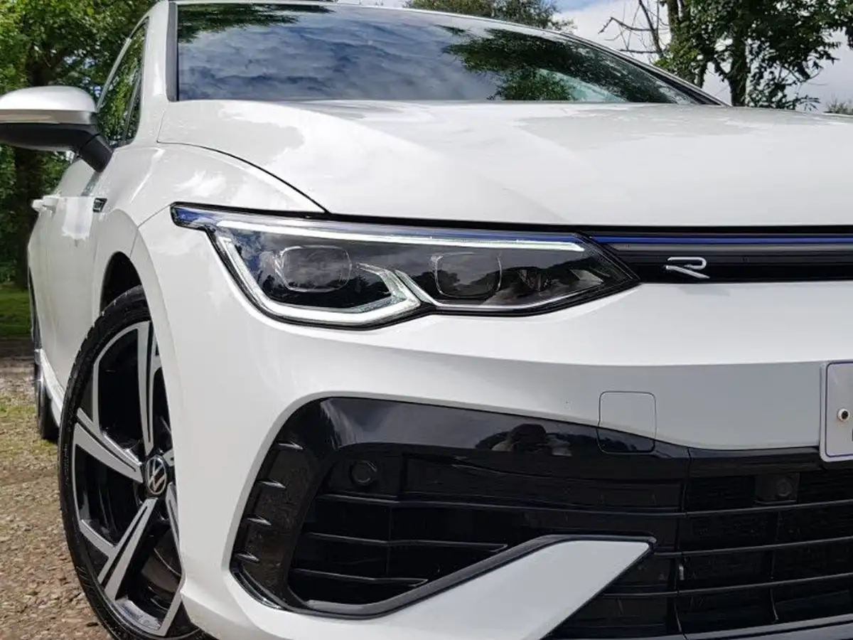 2022-volkswagen-golf-20-tsi-r-320ps-hatchback-big-13
