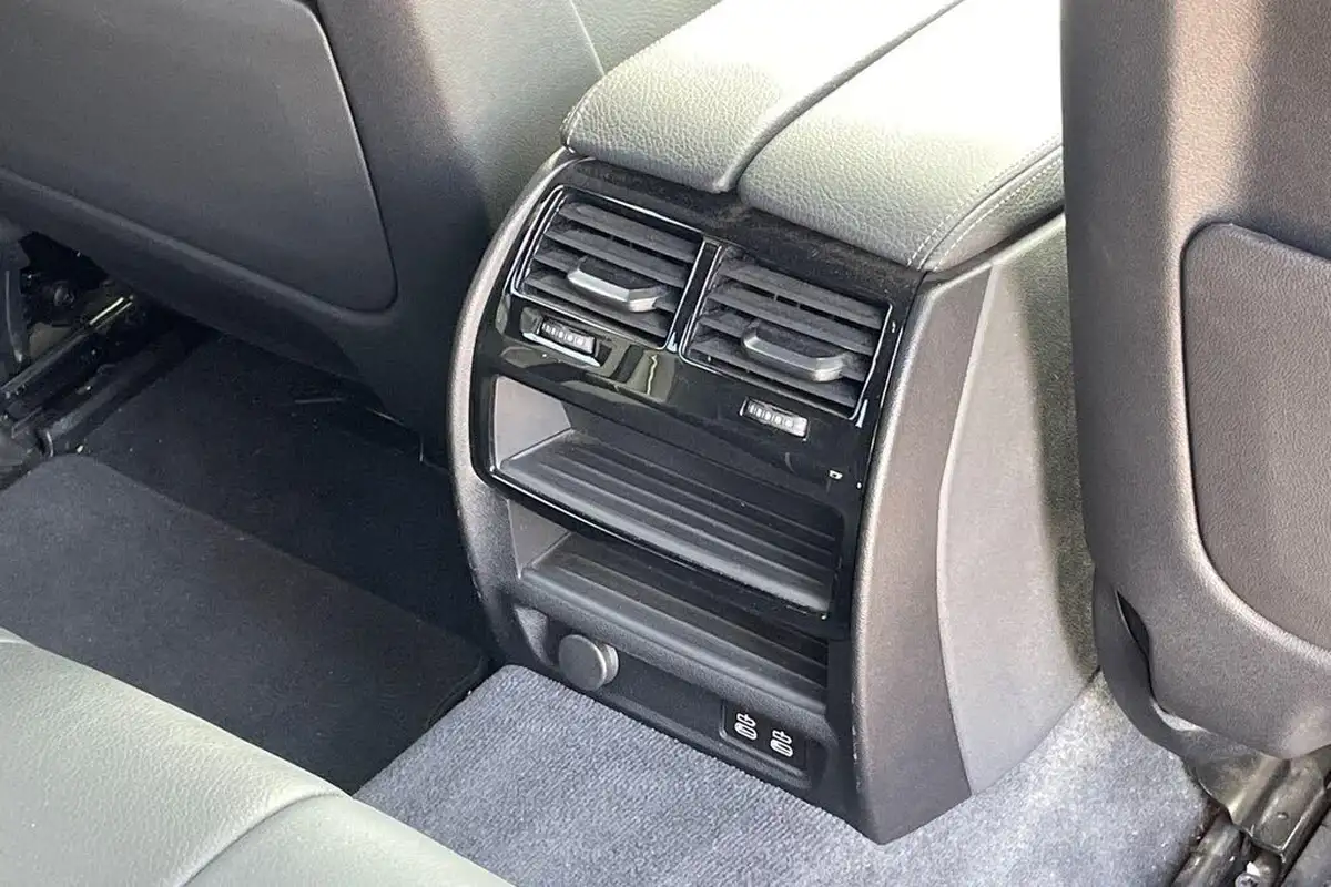 2021-bmw-5-series-20td-520d-m-sport-mht-touring-5d-big-45