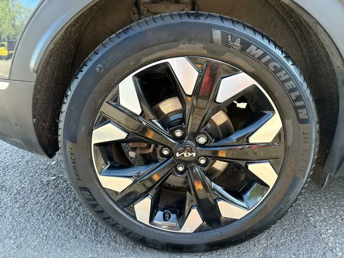 2024-kia-sportage-16-t-gdi-3-261bhp-awd-phev-auto-big-25