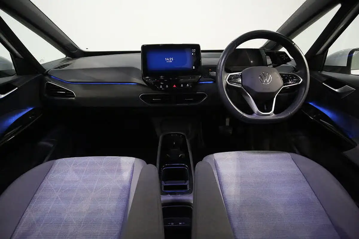 2021-volkswagen-id3-e-life-150ps-45kwh-pure-performance-big-1