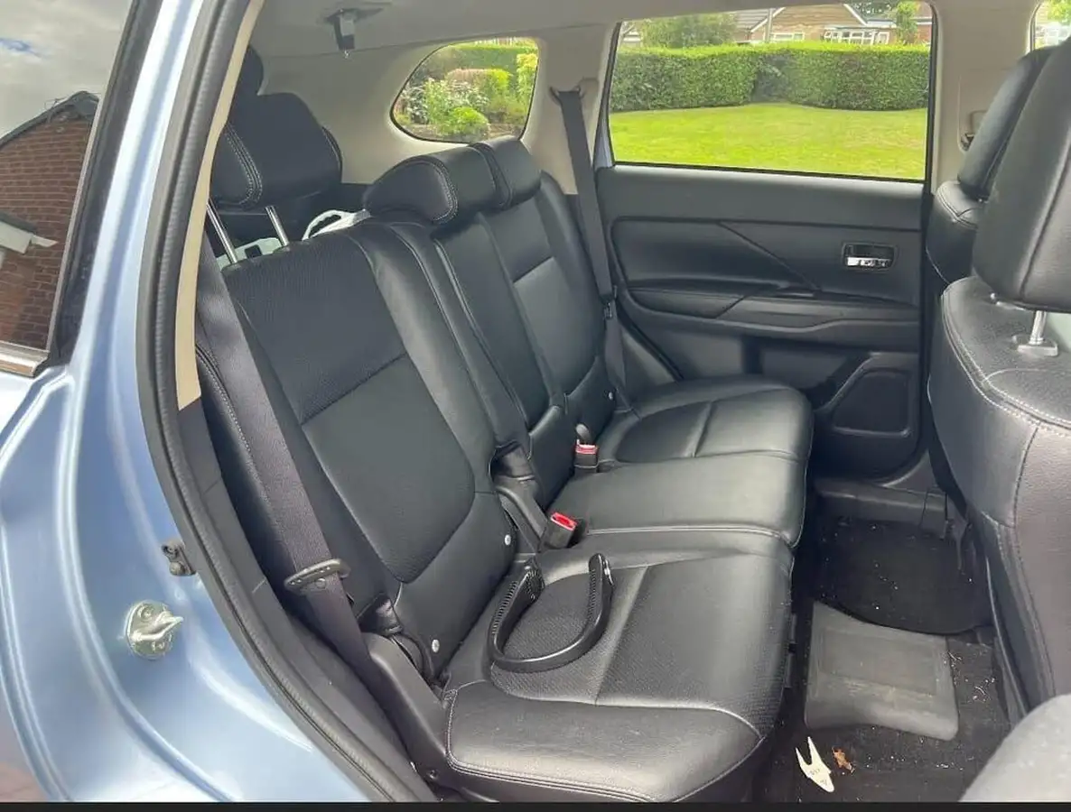 2014-mitsubishi-outlander-20-gx4hs-big-6