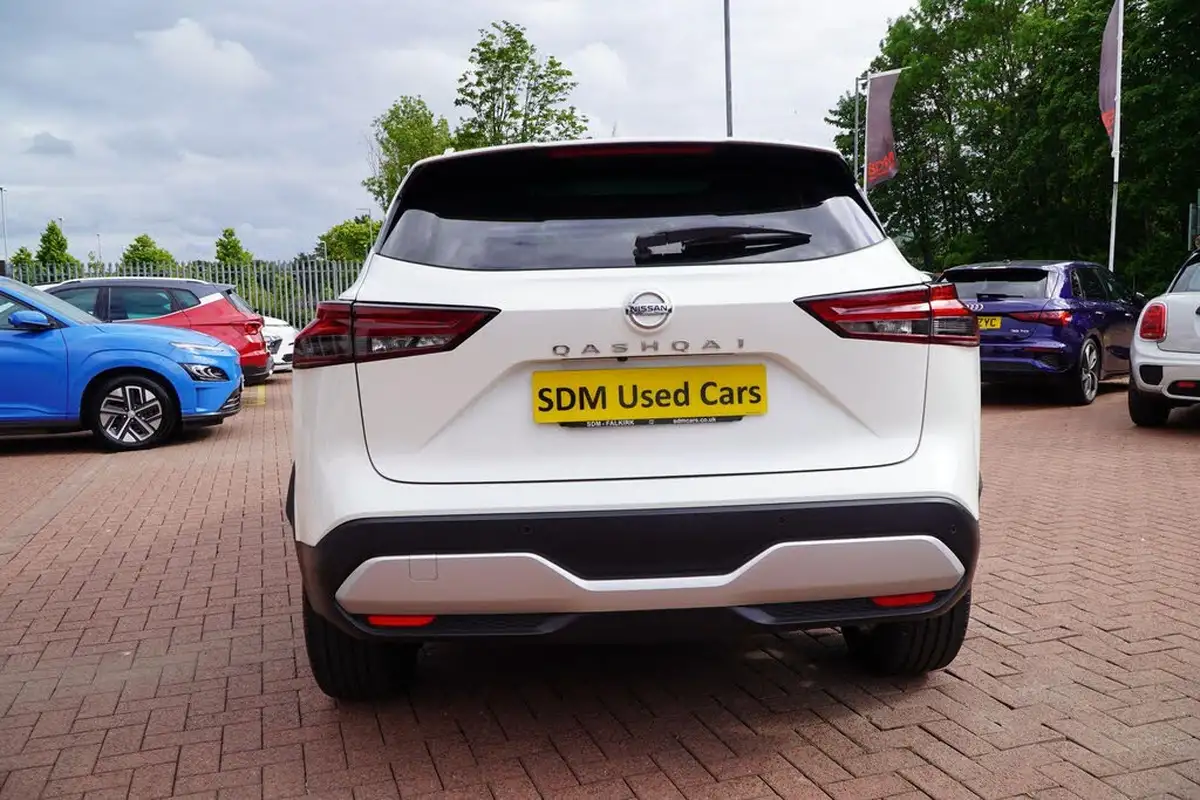 2022-nissan-qashqai-13-dig-t-tekna-140ps-mild-hybrid-big-11