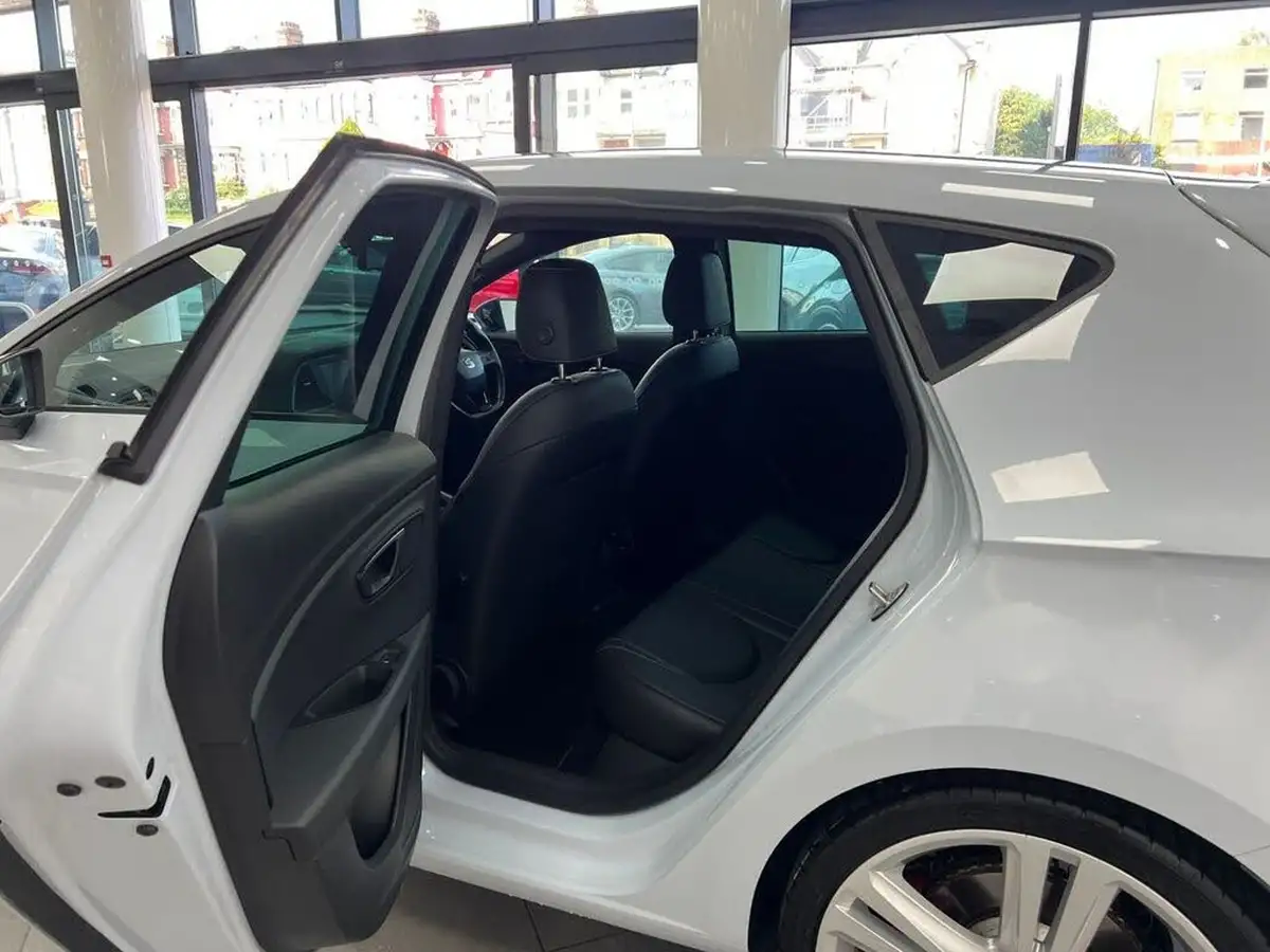 2014-seat-leon-20-cupra-280-ss-hatchback-5d-dsg-big-50