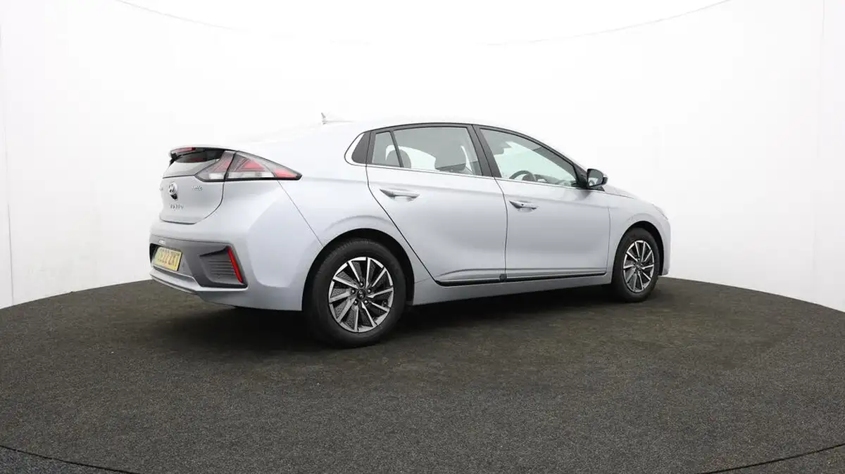 2022-hyundai-ioniq-e-premium-electric-big-29