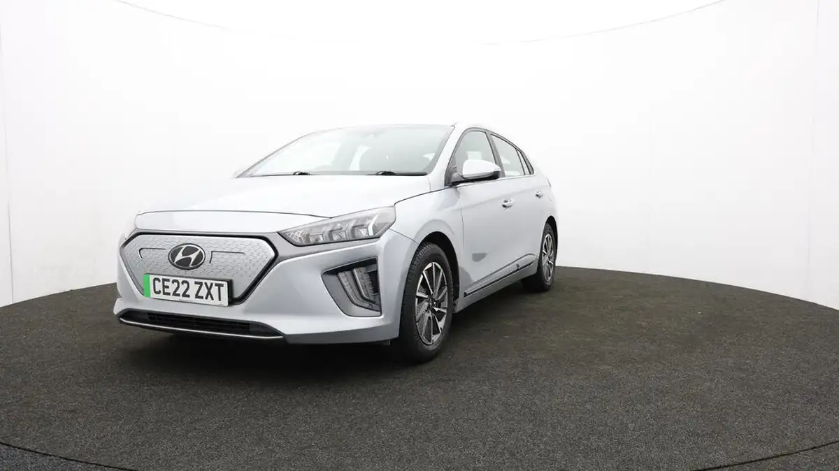 2022-hyundai-ioniq-e-premium-electric-big-53