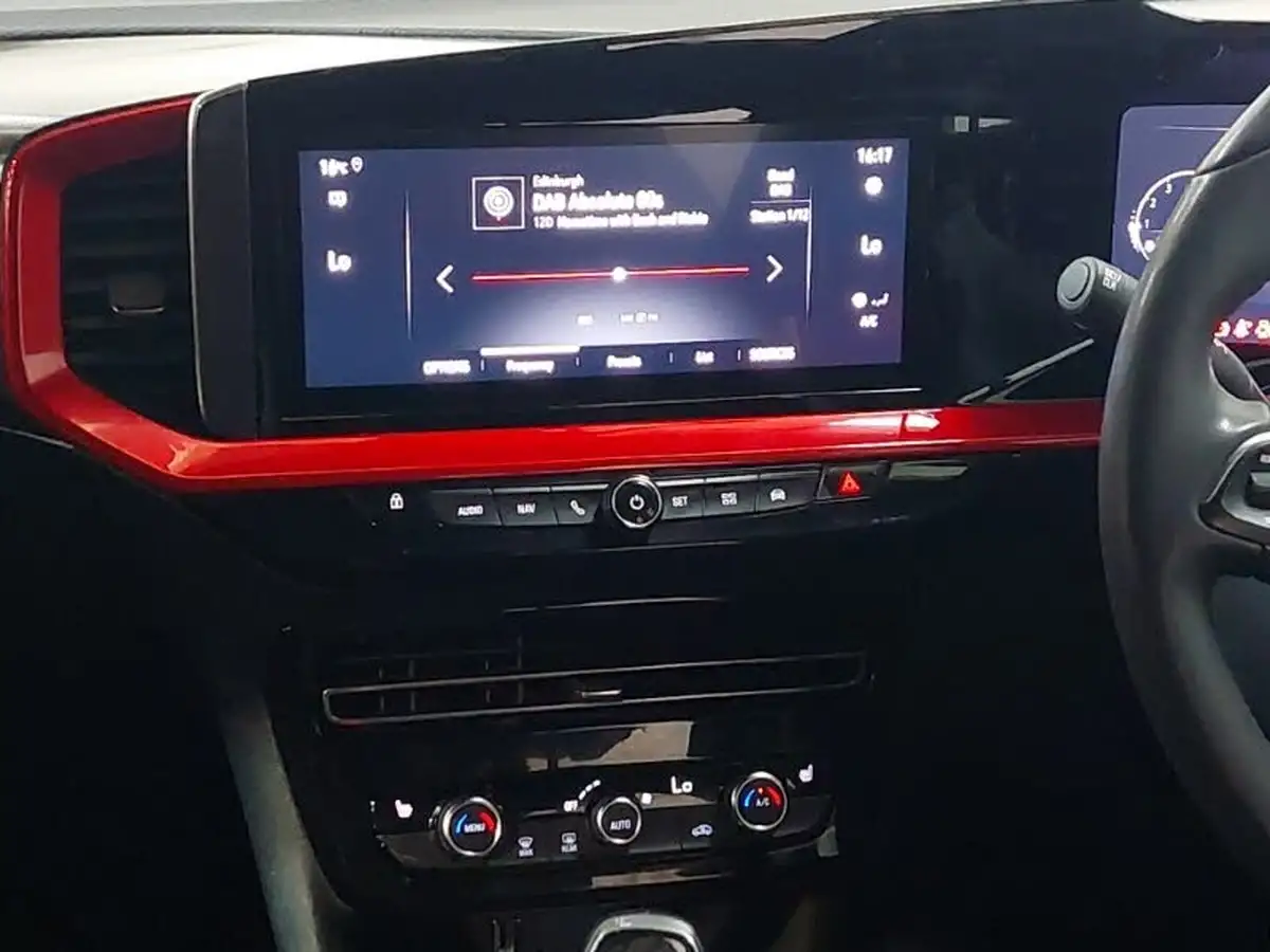 2024-vauxhall-mokka-12-gs-136ps-big-10
