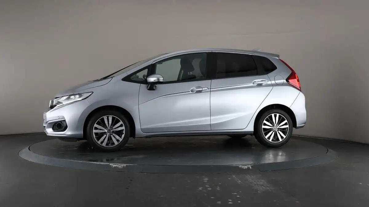 2020-honda-jazz-13-i-vtec-ex-navi-big-37