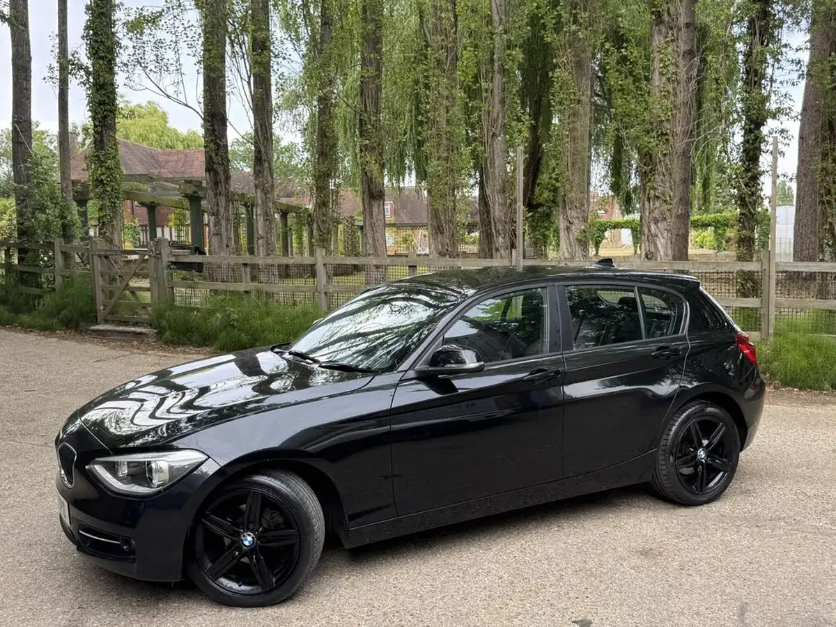 2015-bmw-1-series-16-116i-sport-5d-big-13