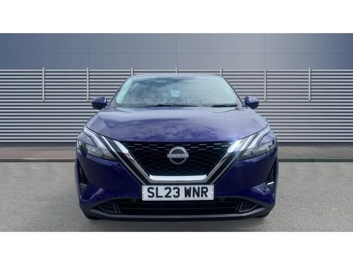 2023-nissan-qashqai-13-dig-t-acenta-premium-140ps-big-2