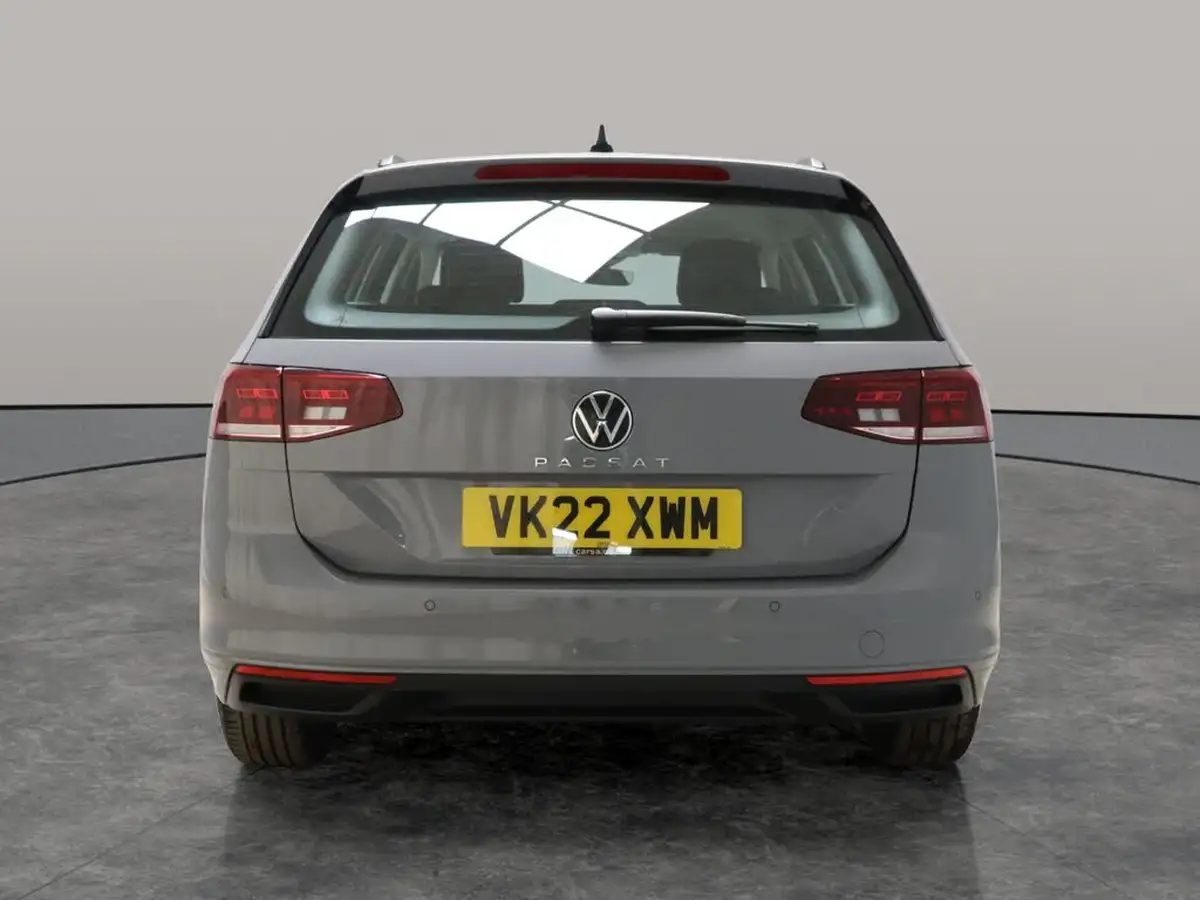 2022-volkswagen-passat-20tdi-se-nav-150ps-estate-5d-big-13