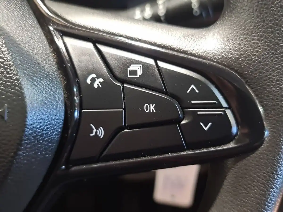 2023-renault-trafic-passenger-20-blue-dci-sl28-150-business-big-31