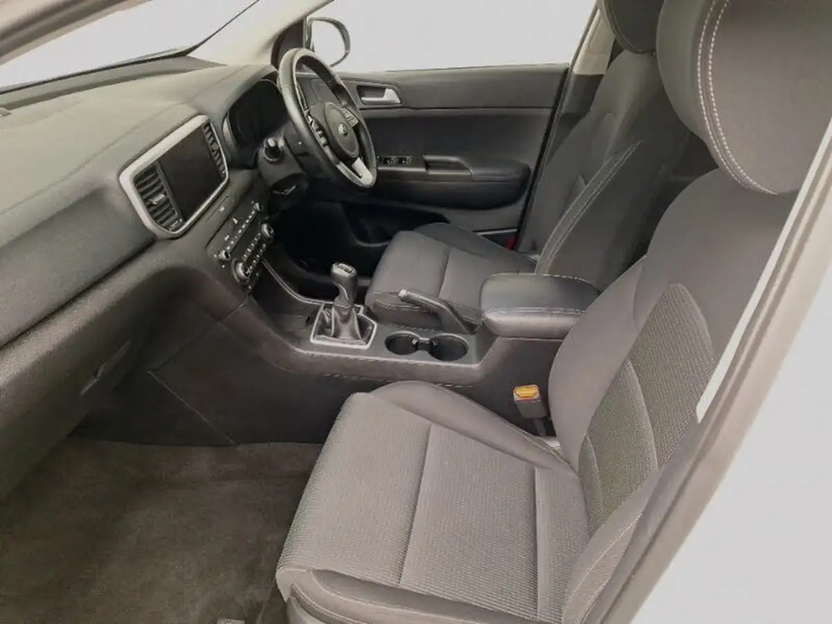 2021-kia-sportage-16-gdi-2-big-4